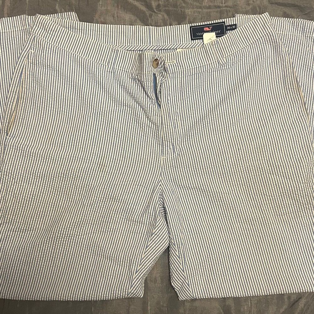 Vineyard Vines Men's Blue and White Trousers